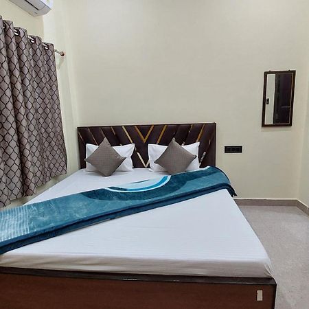 Narayani Paying Guest House Bénarès Extérieur photo
