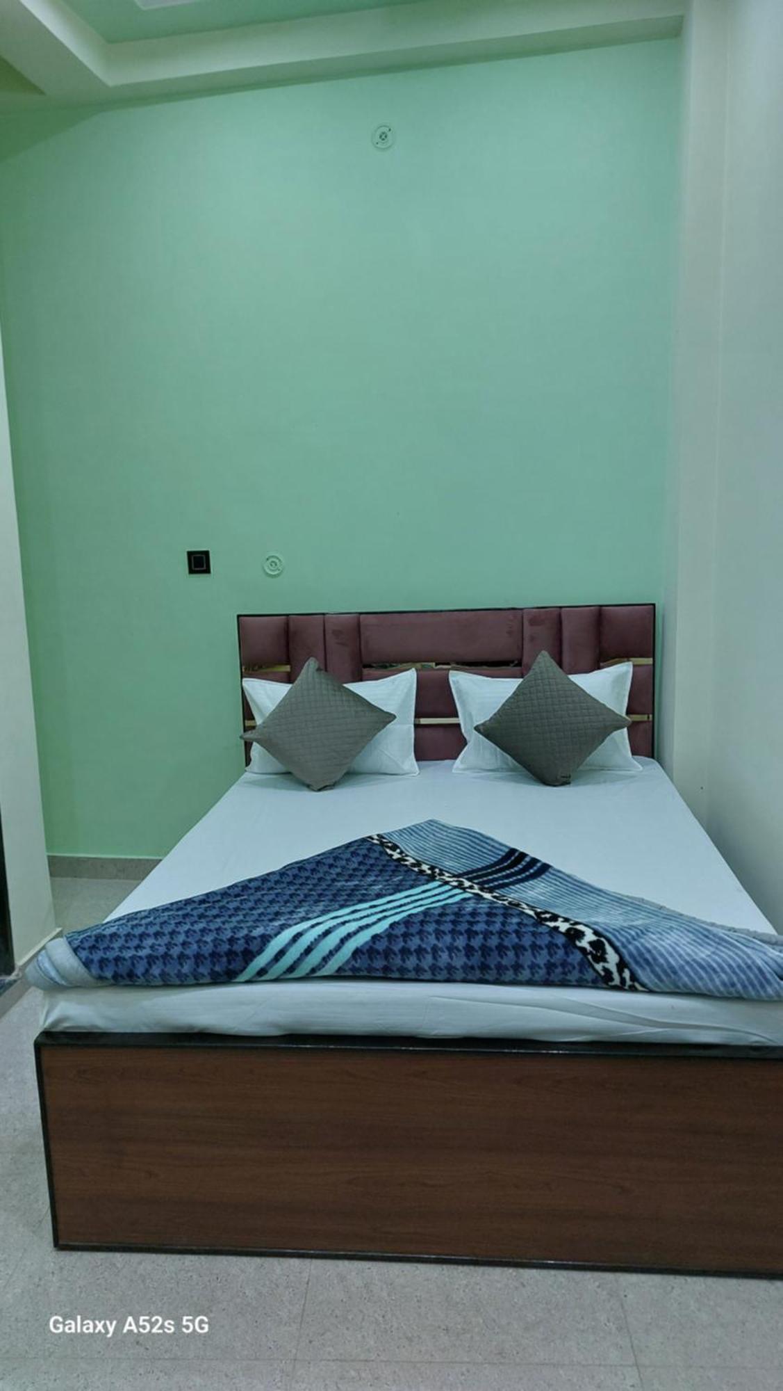 Narayani Paying Guest House Bénarès Extérieur photo