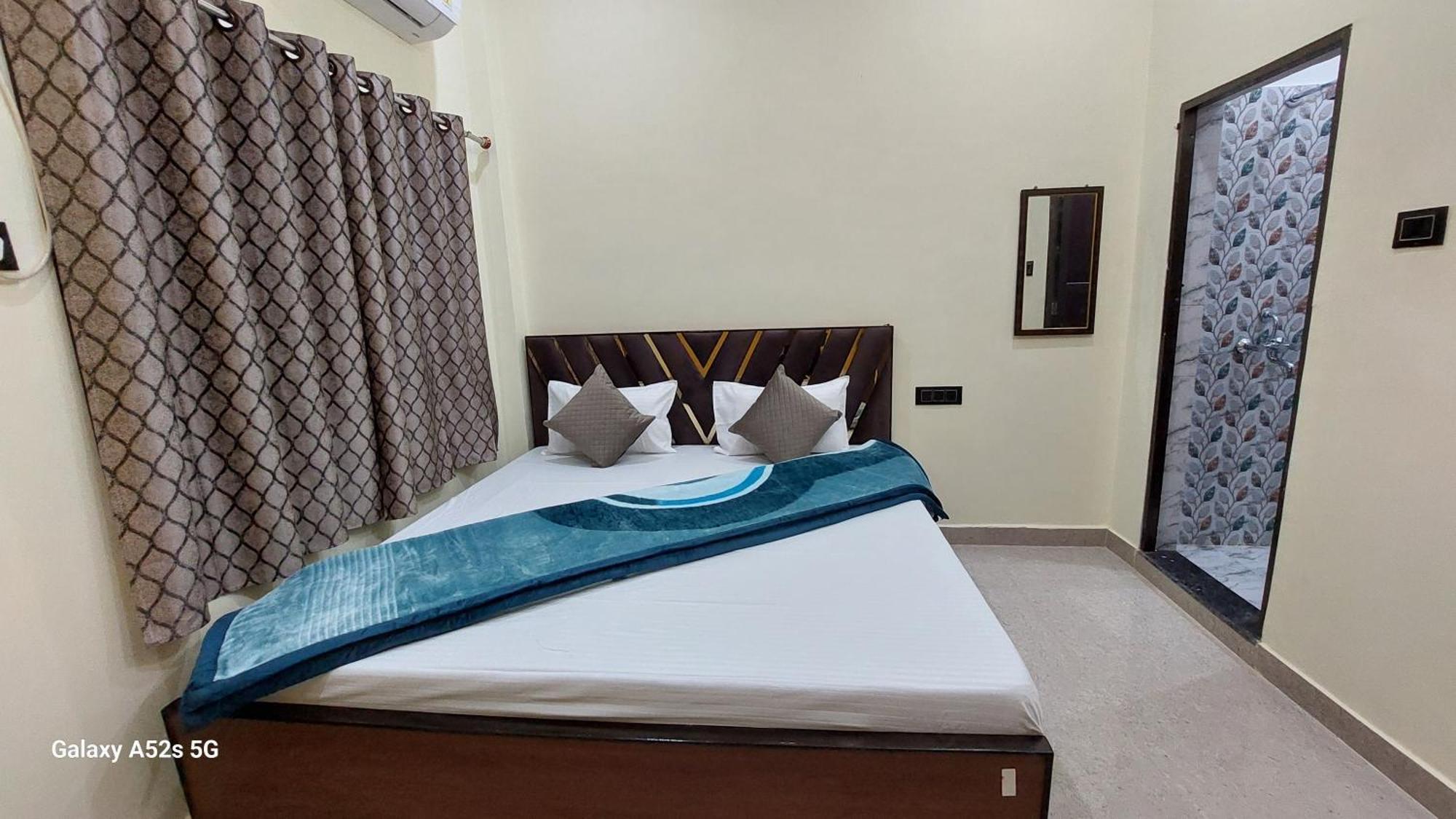 Narayani Paying Guest House Bénarès Extérieur photo
