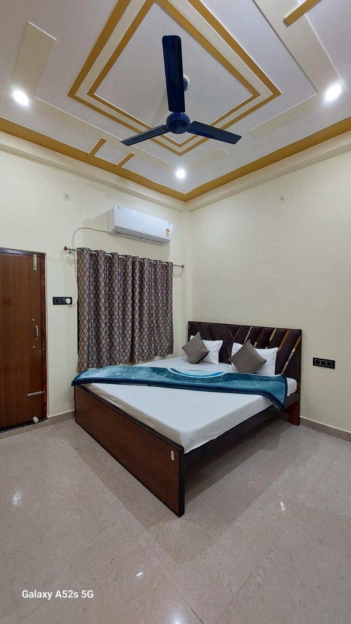 Narayani Paying Guest House Bénarès Extérieur photo